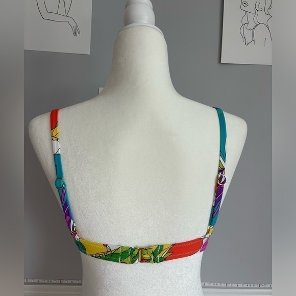 Trina Turk Swimwear 2 Piece Bathing Suit Multi-Colored Size 8 Adjustable Straps - Picture 6 of 8